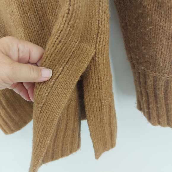 Everlane Wool Cotton Alpaca  Oversized Turtleneck Sweater Tan Size Small Oversiz - Picture 7 of 7